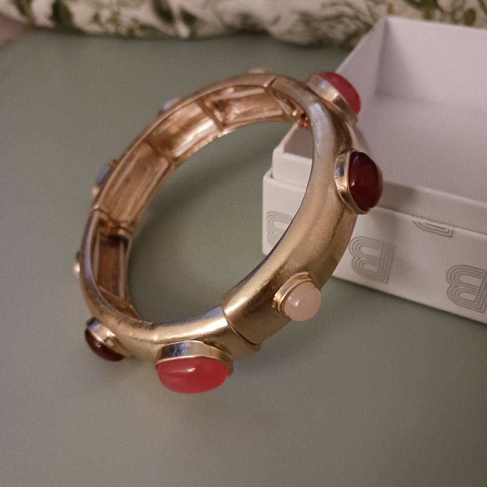 Natasha Goldtone Metal Bracelet w Faux Stones NWT